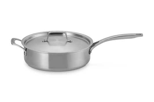 Sautè  Essential 26 cm con manico lungo, maniglia e coperchio