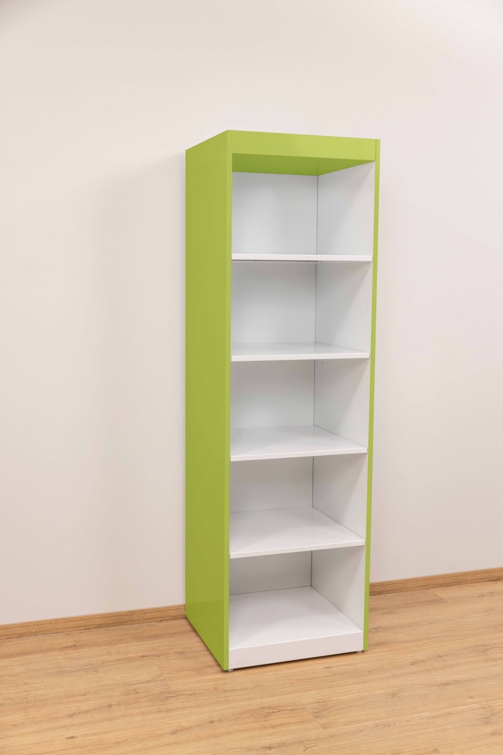 Scaffale per dispensa