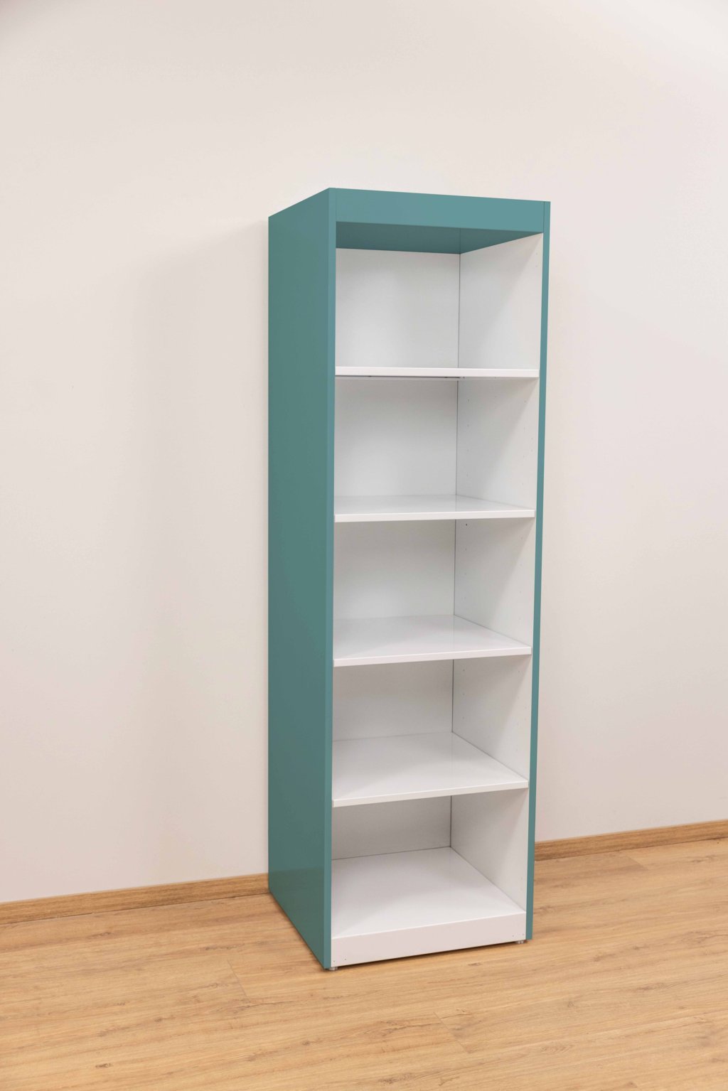 Scaffale per dispensa